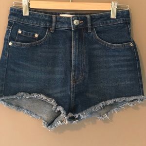 3/30$ Zara high waisted denim jeans